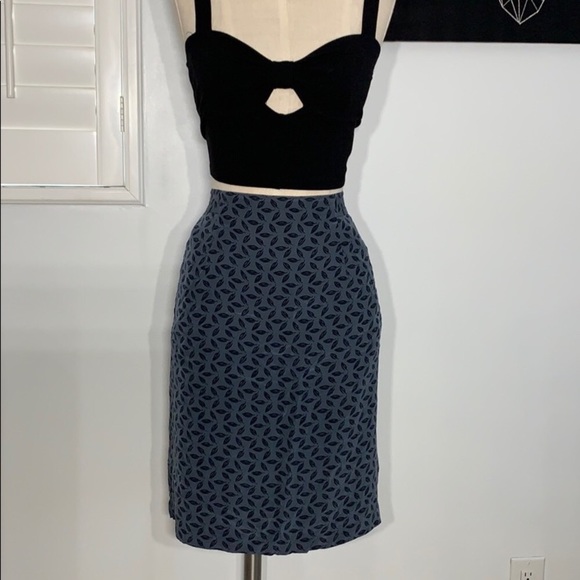 Courtenay Printed Skirt, Size 14 - Picture 3 of 7